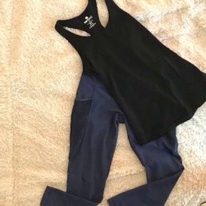 90 Degree Reflex Tank & Capris Legging XS
